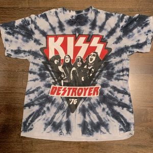 Tie Die Kiss Band Shirt
